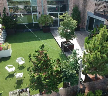 Synthetic grass lawn Chicago